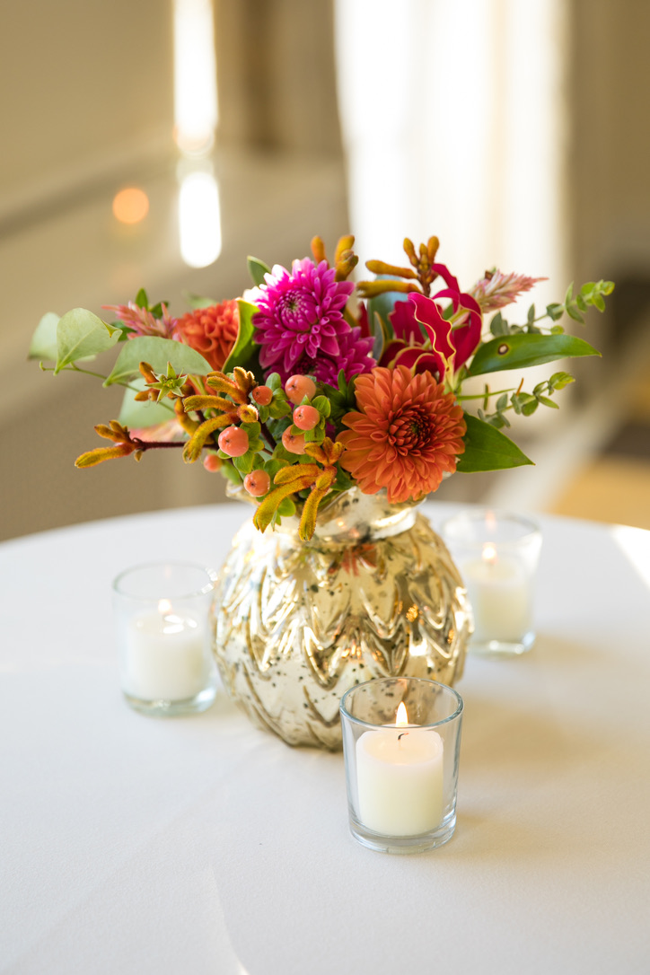 new-haven-lawn-club-wedding-flowers-candis-floral-creations-7